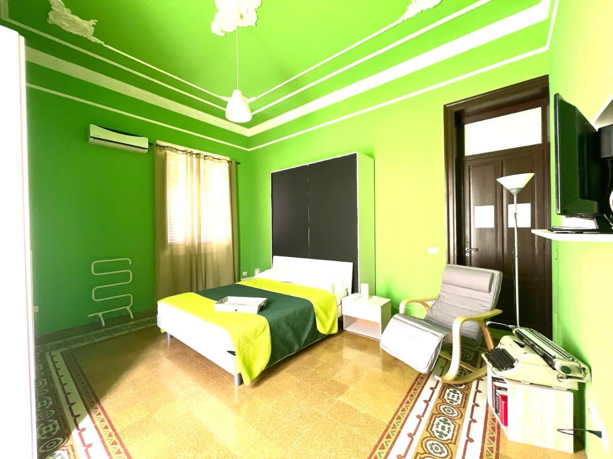 โบเฮเม บีแอนด์บี อัล เชนโตร Bed & Breakfast ปาแลร์โม ภายนอก รูปภาพ