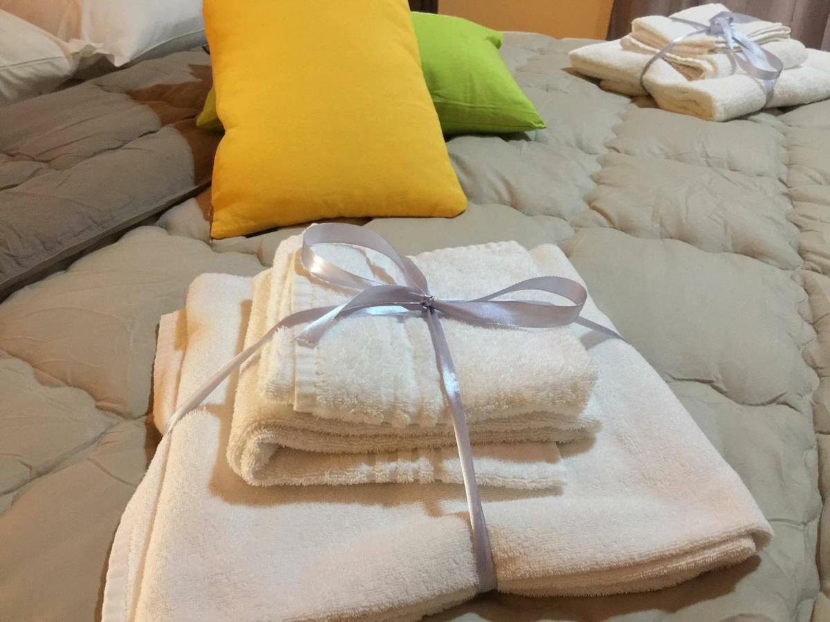 โบเฮเม บีแอนด์บี อัล เชนโตร Bed & Breakfast ปาแลร์โม ภายนอก รูปภาพ